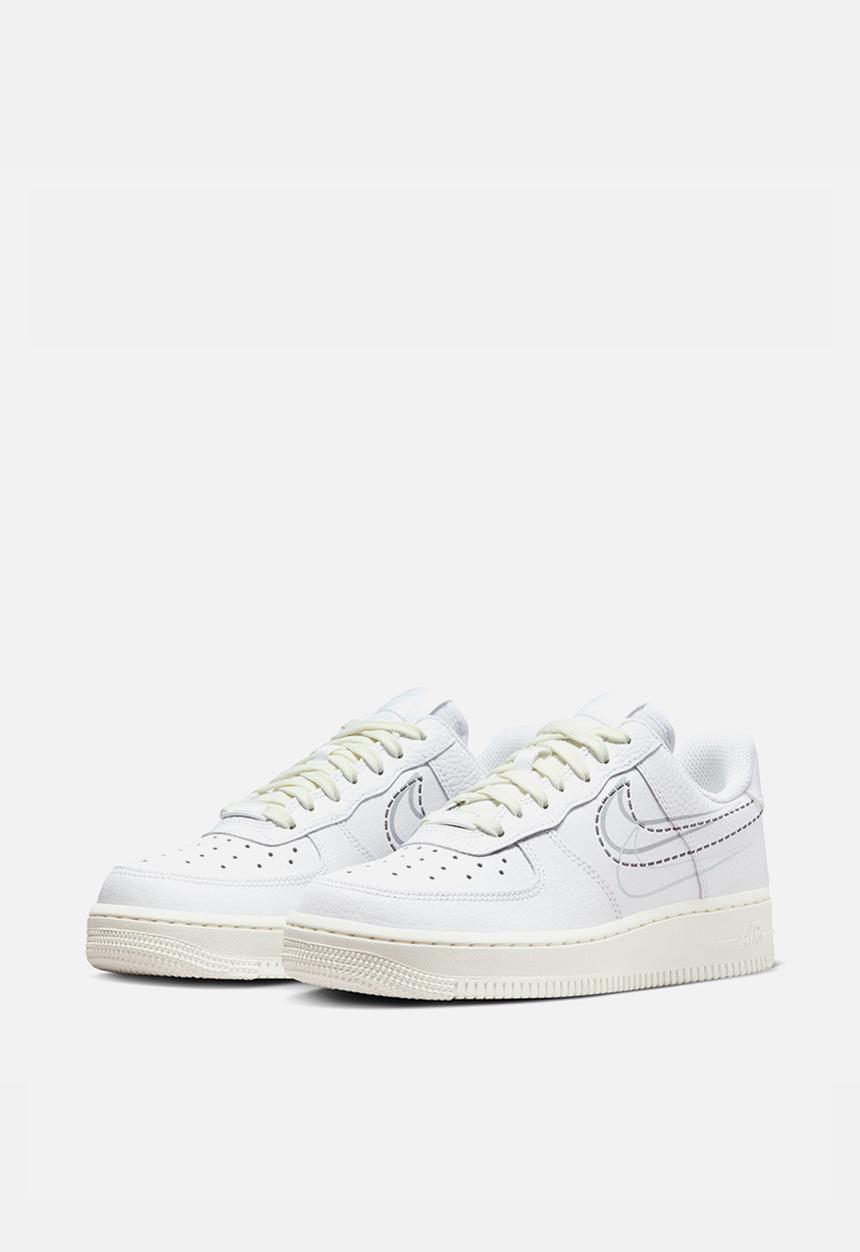 Nike - Air Force 1 '07