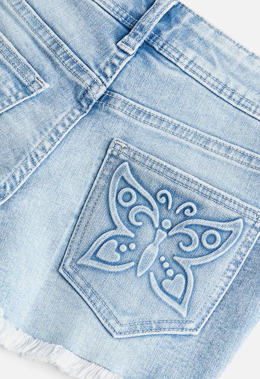 H&M - Denim shorts - light denim blue/butterfly