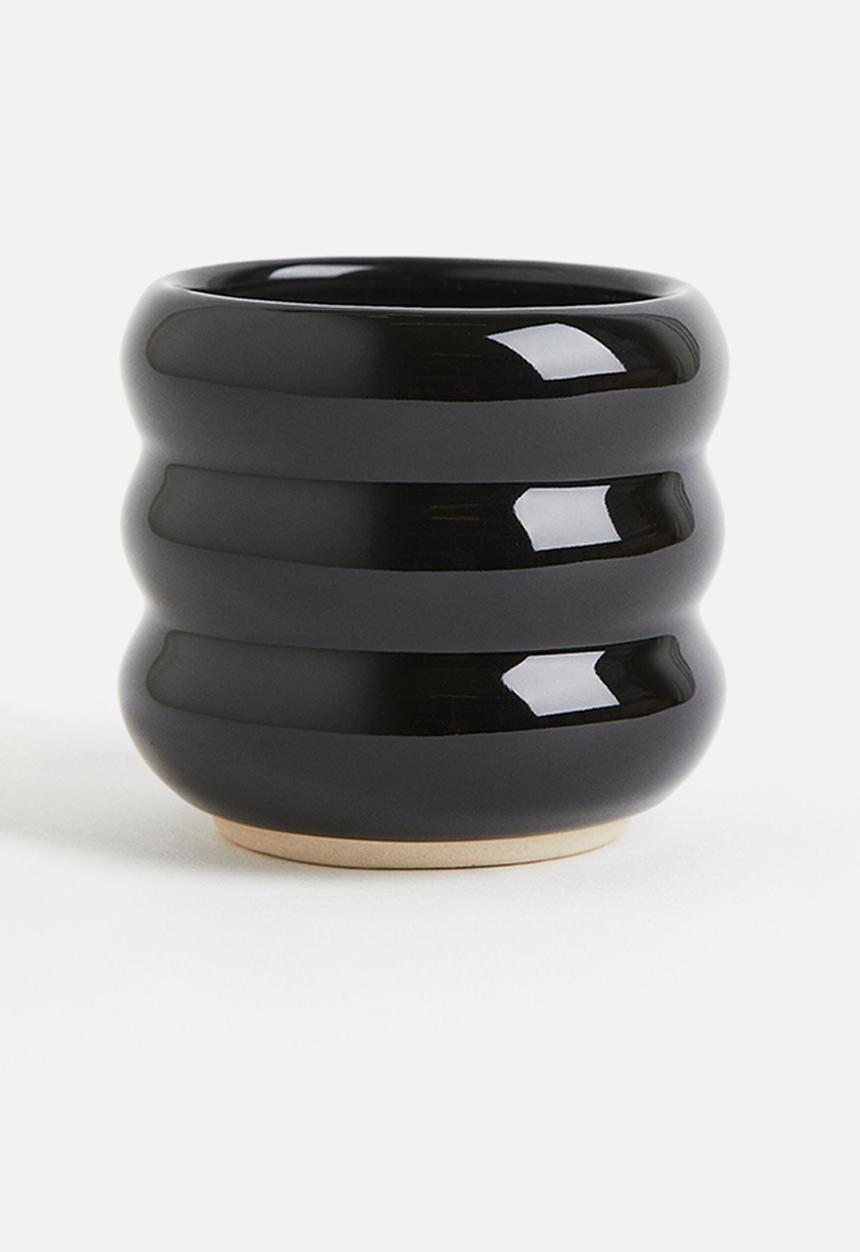 H&M - Scented candle in a stoneware holder - black calming bergamot