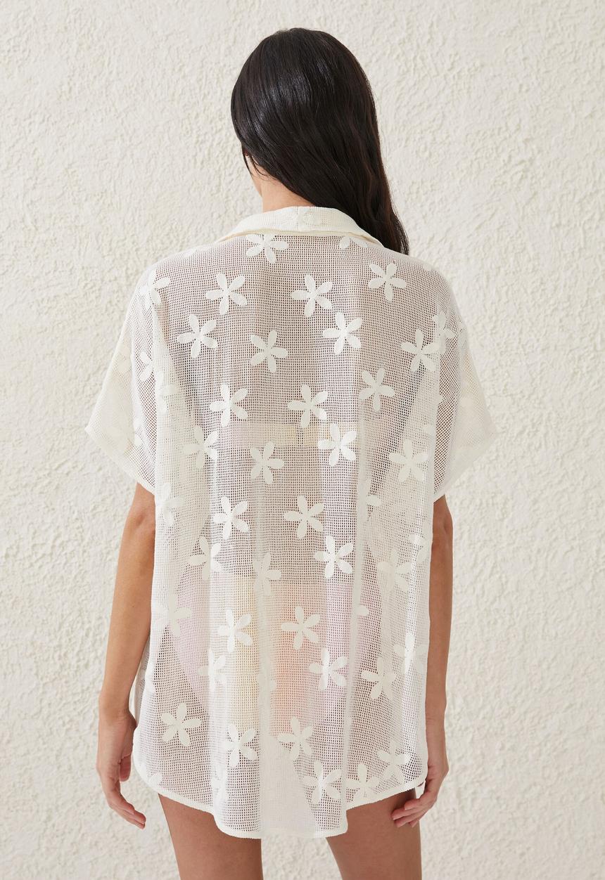 Cotton On - Open mesh short sleeve shirt - white/floral