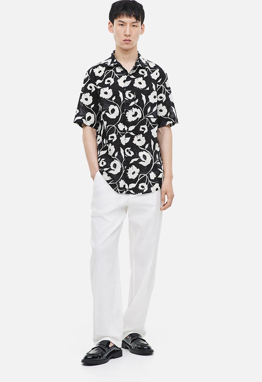 H&M - Cotton shirt regular fit - black floral 