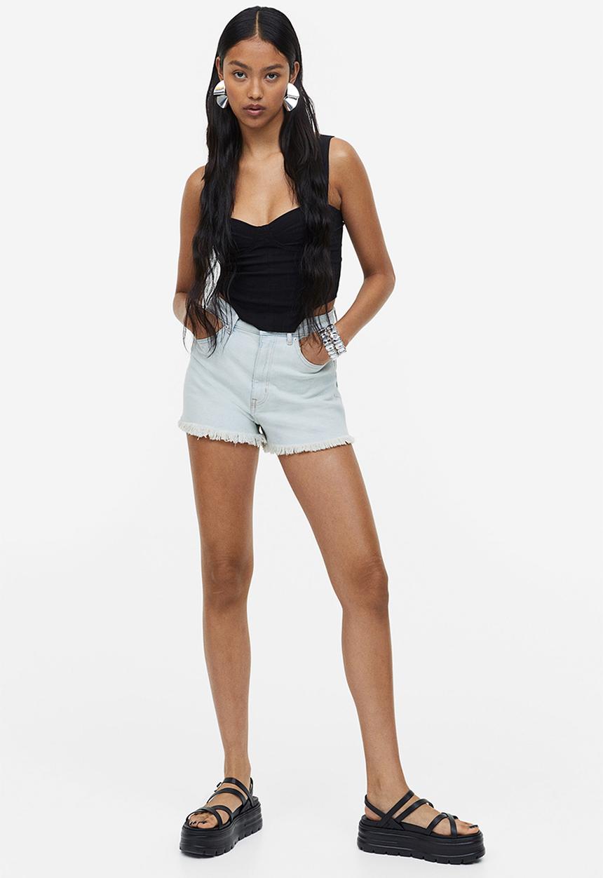 H&M - High-waisted denim shorts - pale denim blue