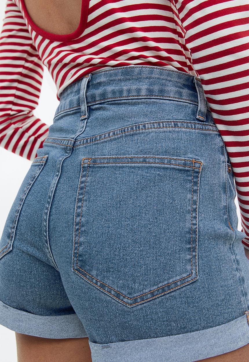H&M - Slim high denim shorts - denim blue