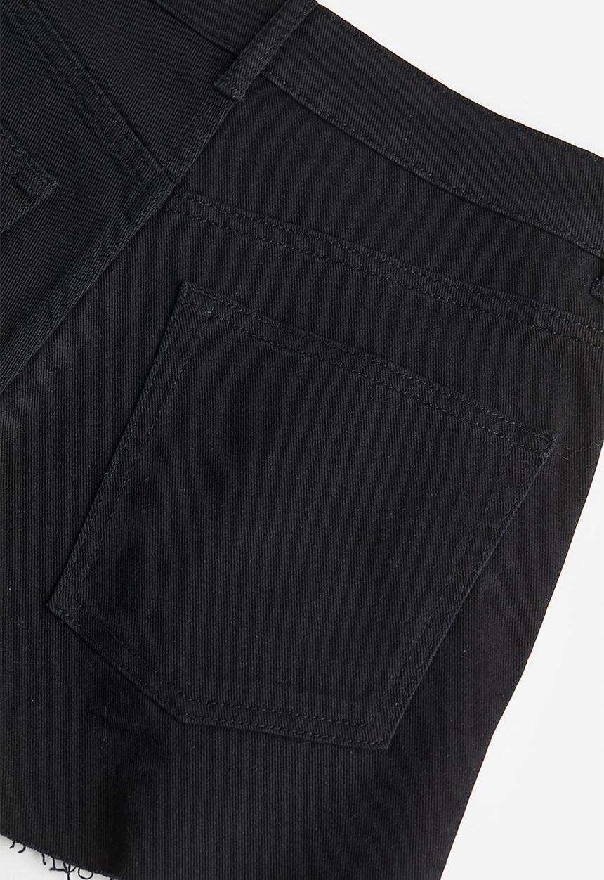 H&M - High-waisted twill shorts - black