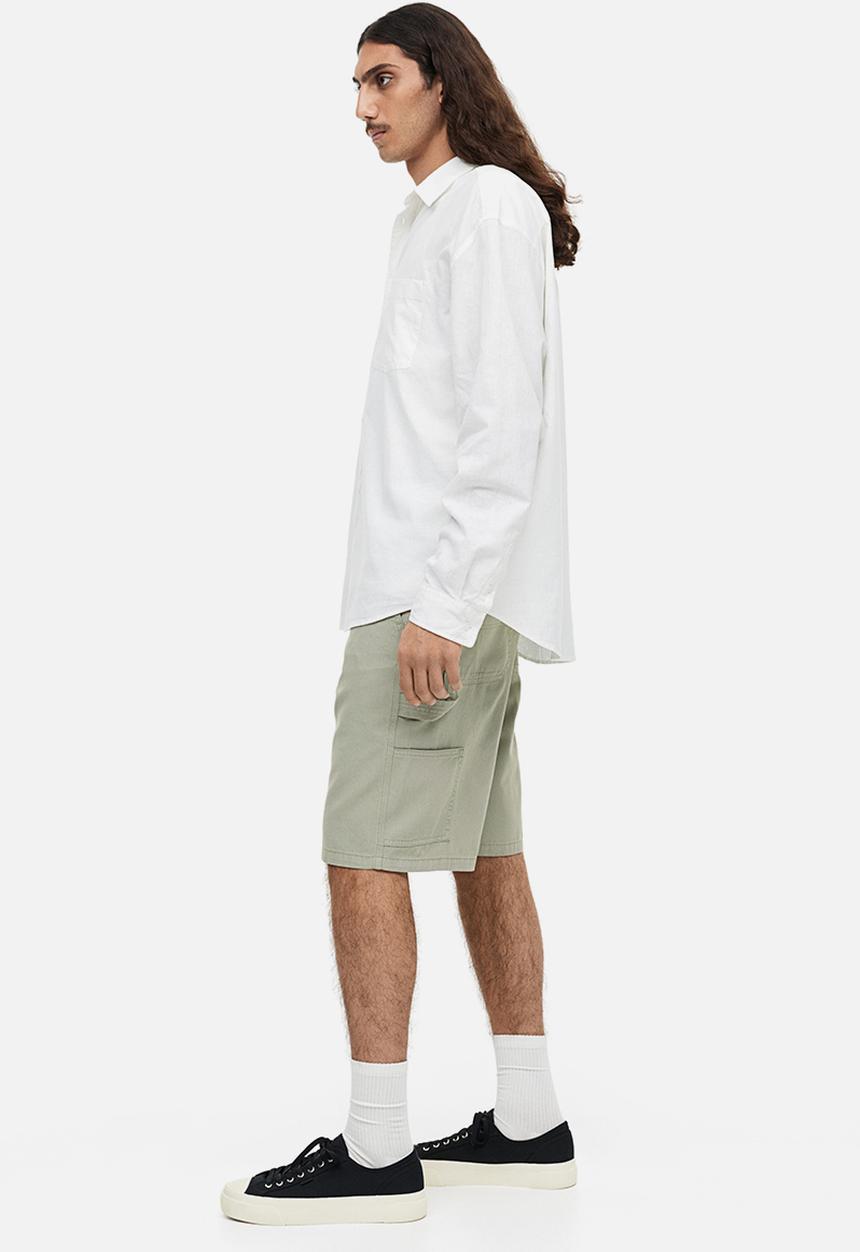 H&M - Relaxed fit worker shorts - green
