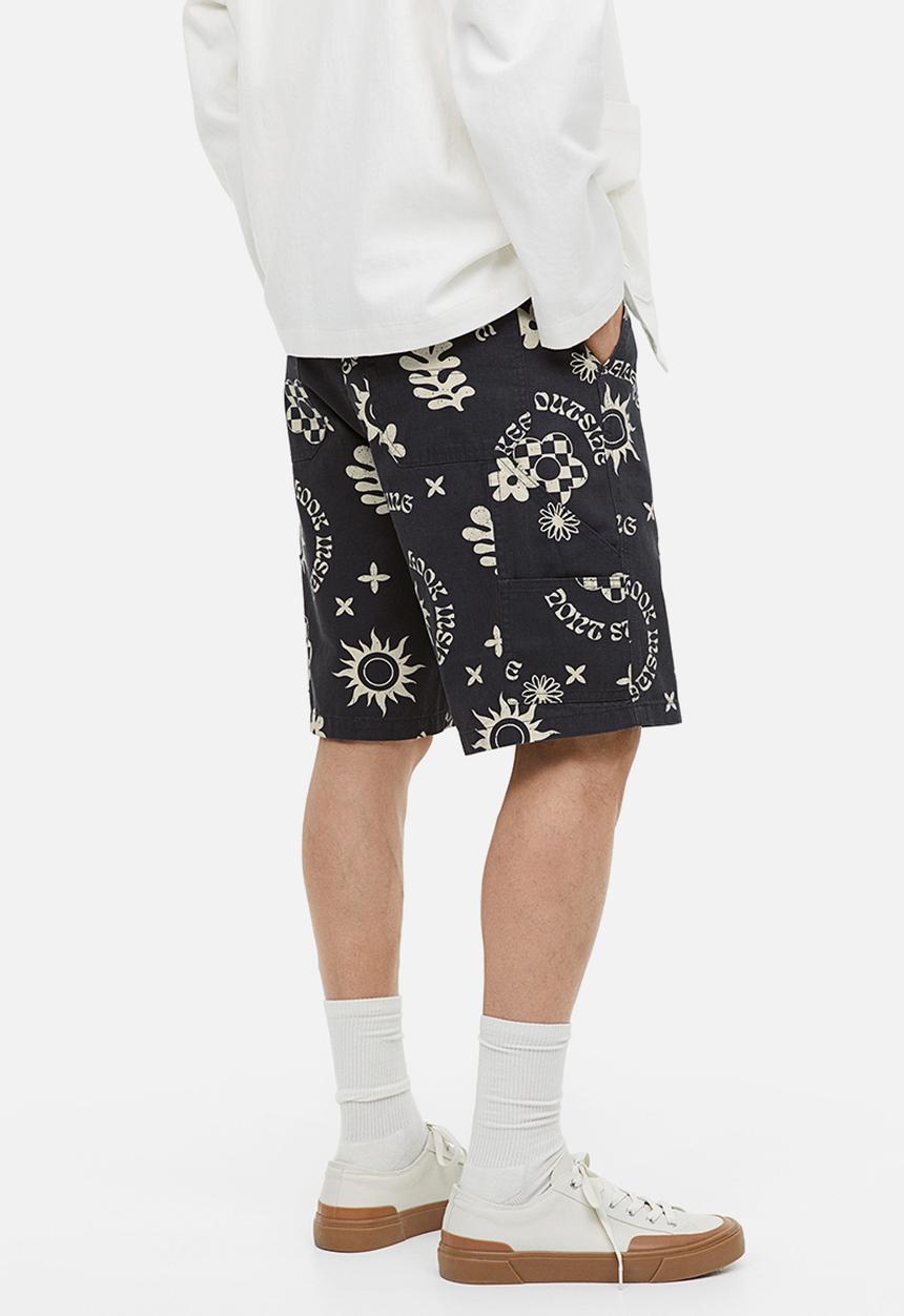 H&M - Relaxed fit worker shorts - black