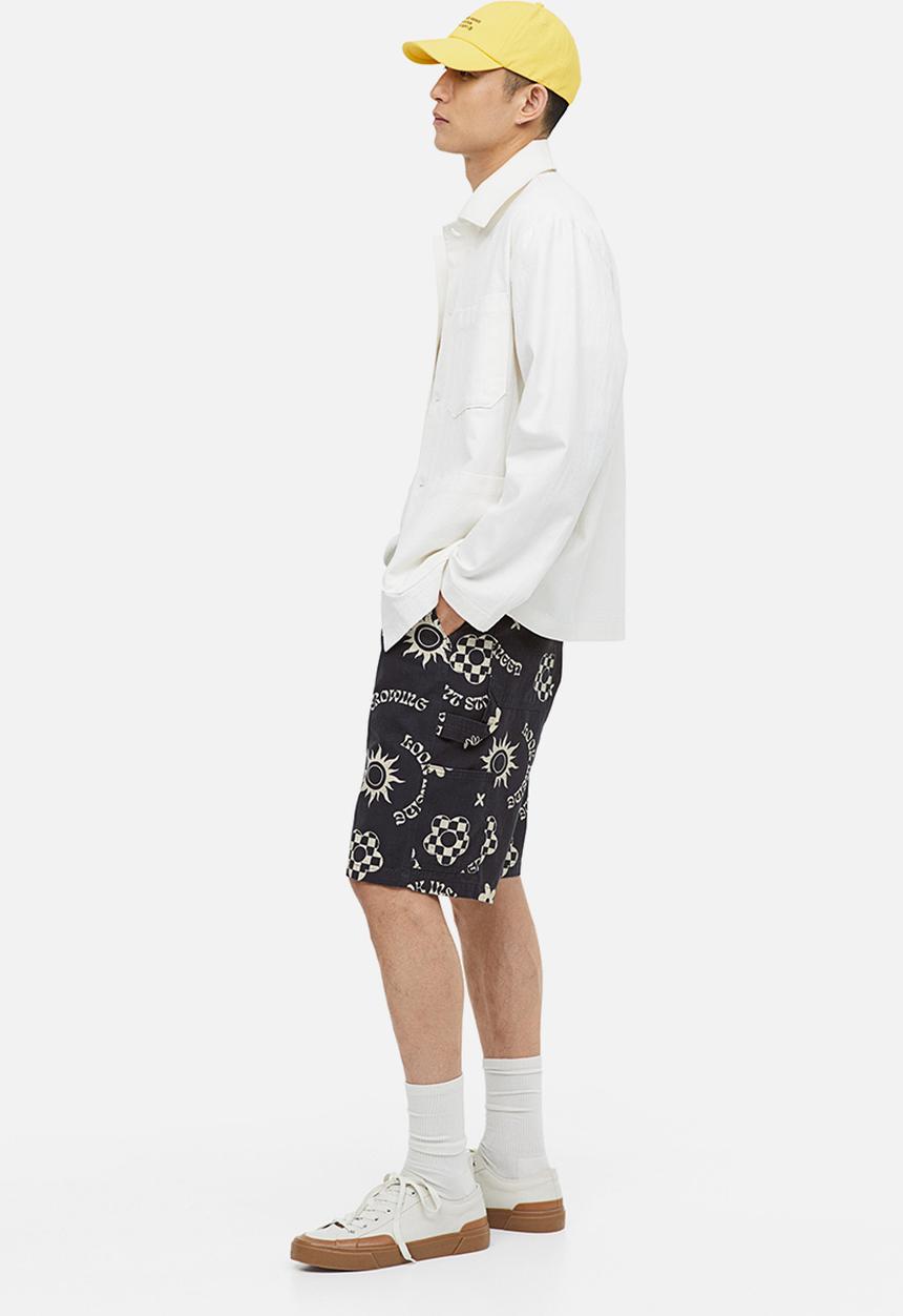 H&M - Relaxed fit worker shorts - black