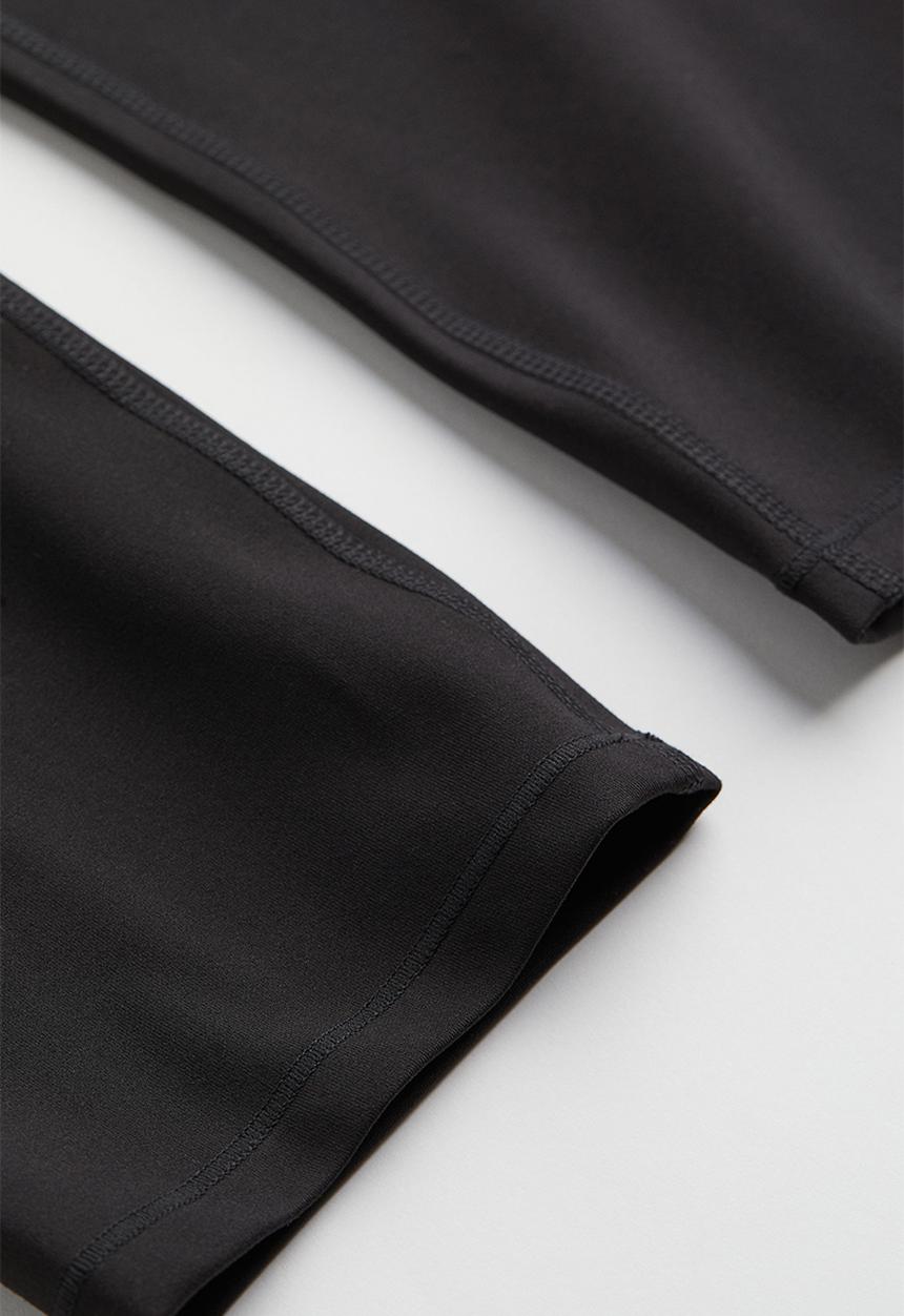 H&M - High waist capri tights - black