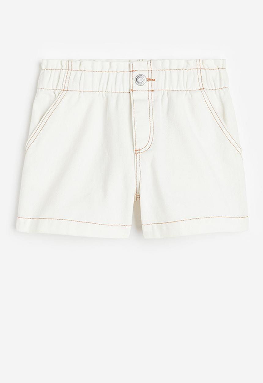 H&M - Loose fit denim shorts - white