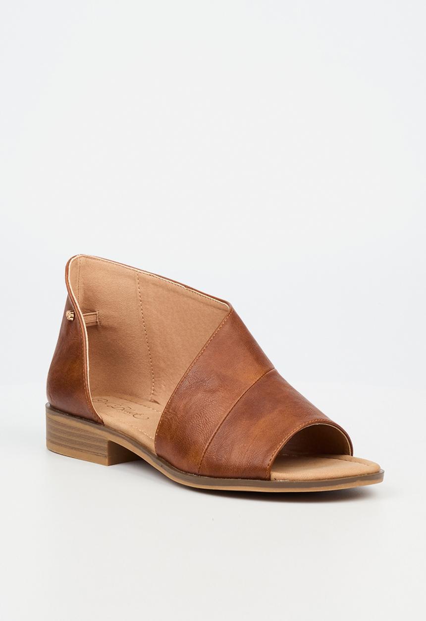 Miss Black - Micah5 asymmetric sandal - tan