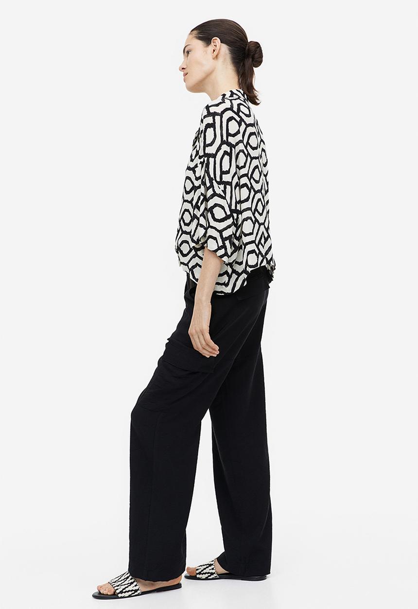 H&M - Cargo trousers - black