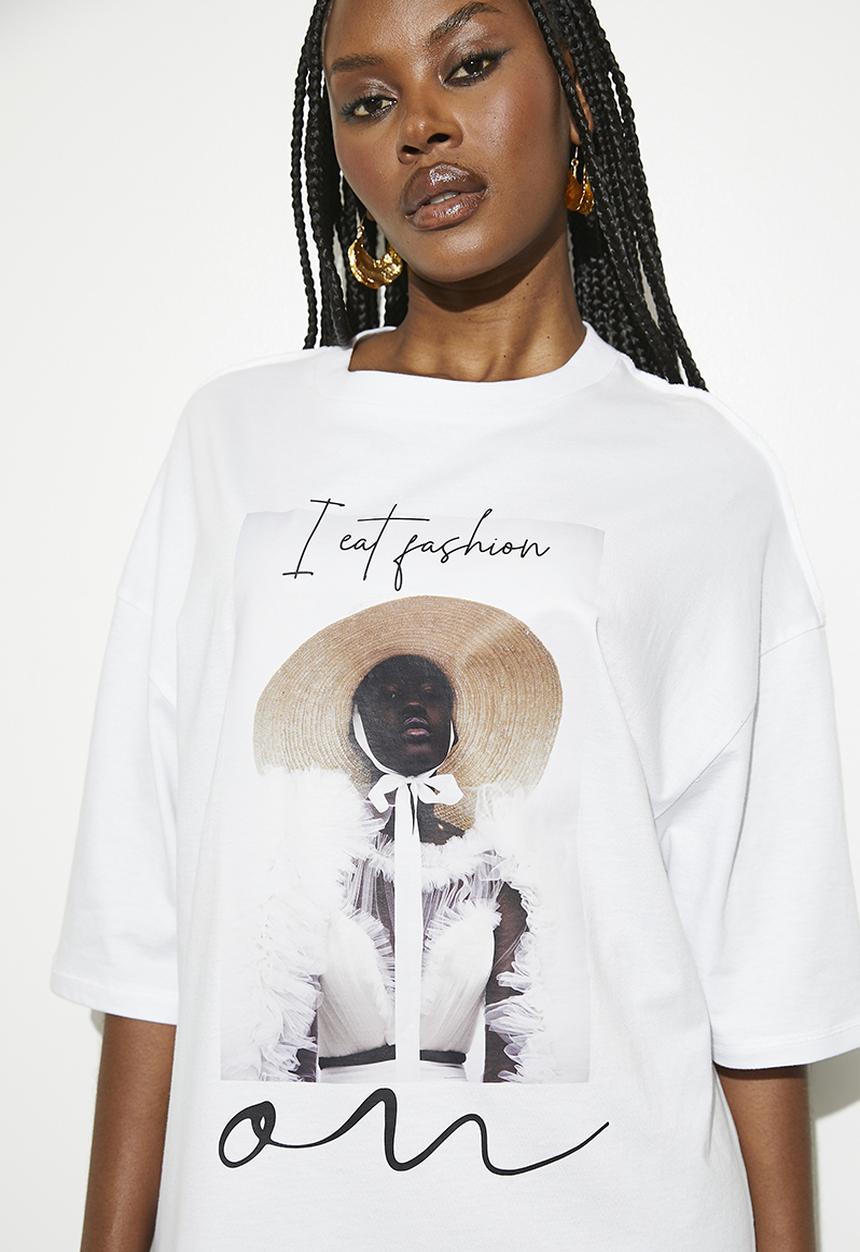 Superbalist - Orapeleng I Eat Fashion  T-Shirt Dress - White