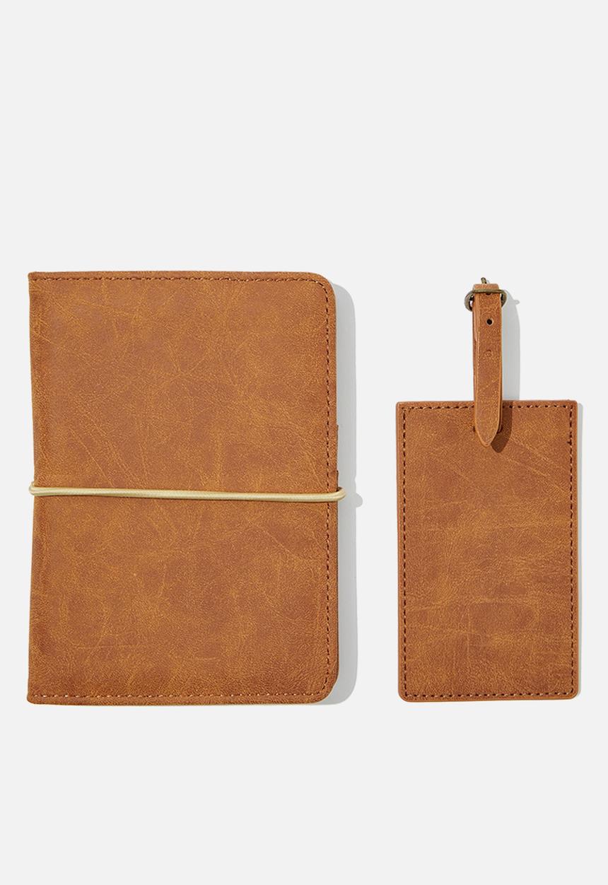 Typo - Heritage passport holder & luggage tag set - mid tan