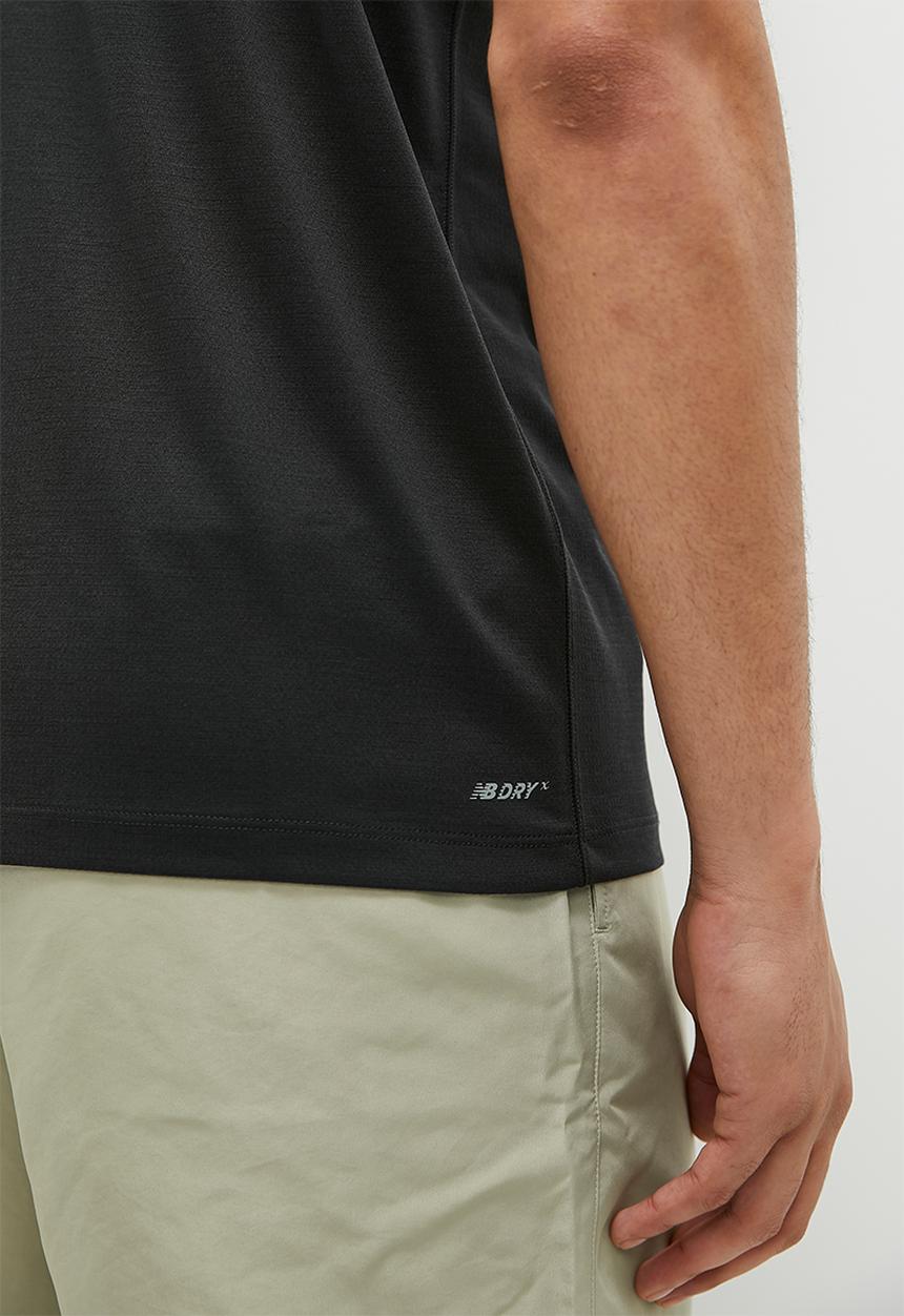 New Balance  - Tenacity short sleeve - black