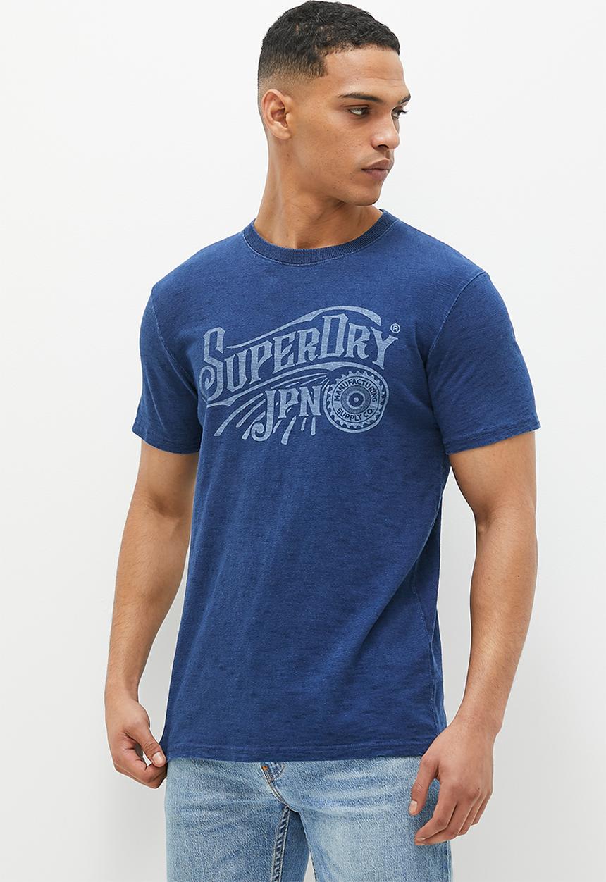 Superdry. - Vintage script indigo ww tee - reverse snowy wash indigo