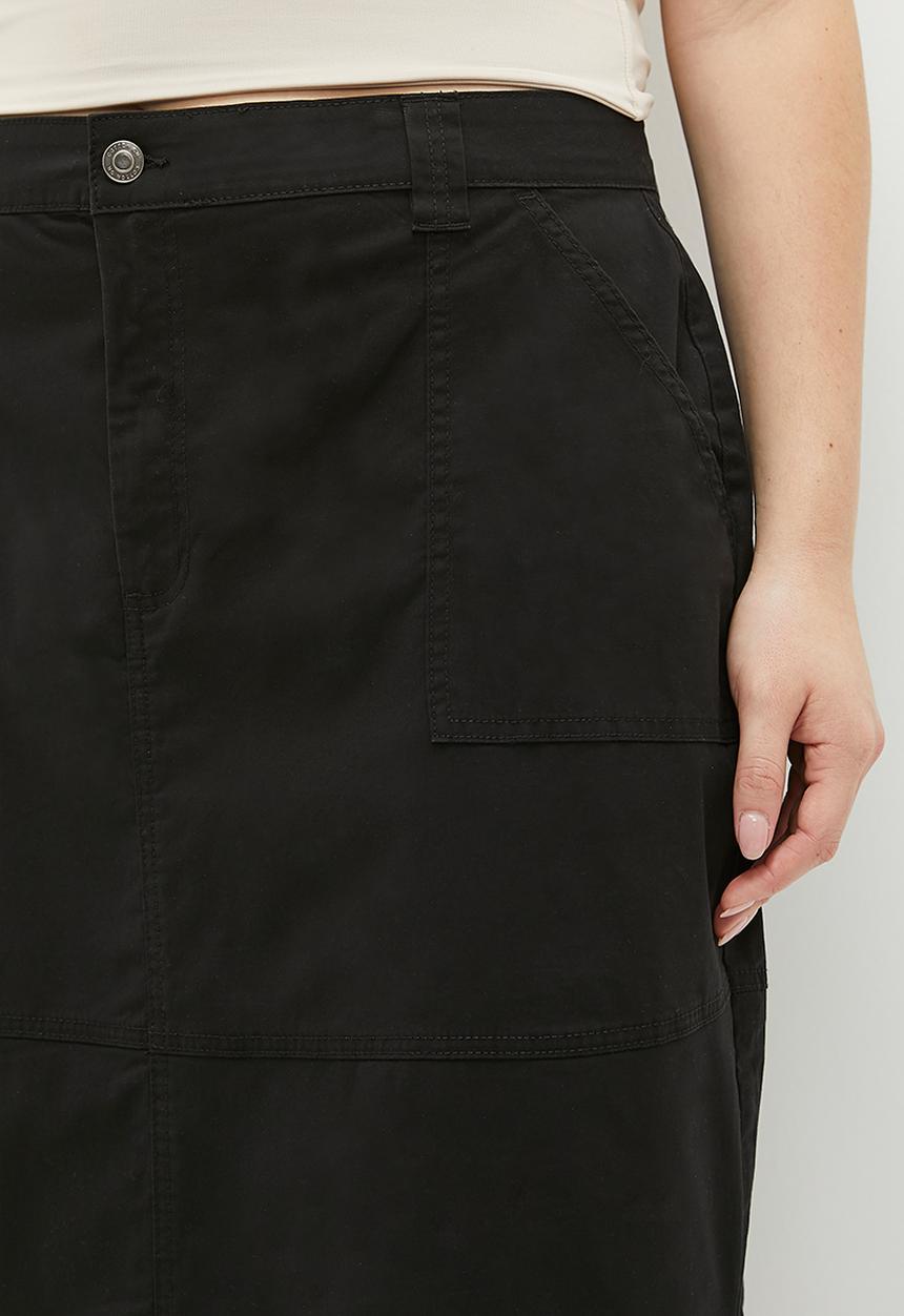 Cotton On - Plus Kai Maxi Skirt - Black