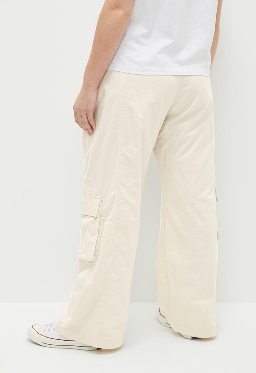 Cotton On - Plus Hayden Cargo Pant - Dove Grey
