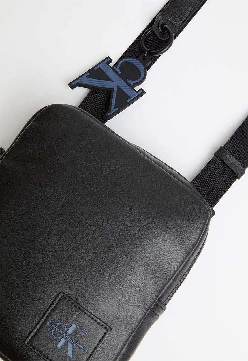 Calvin Klein - Ck tagged reporter18 - black