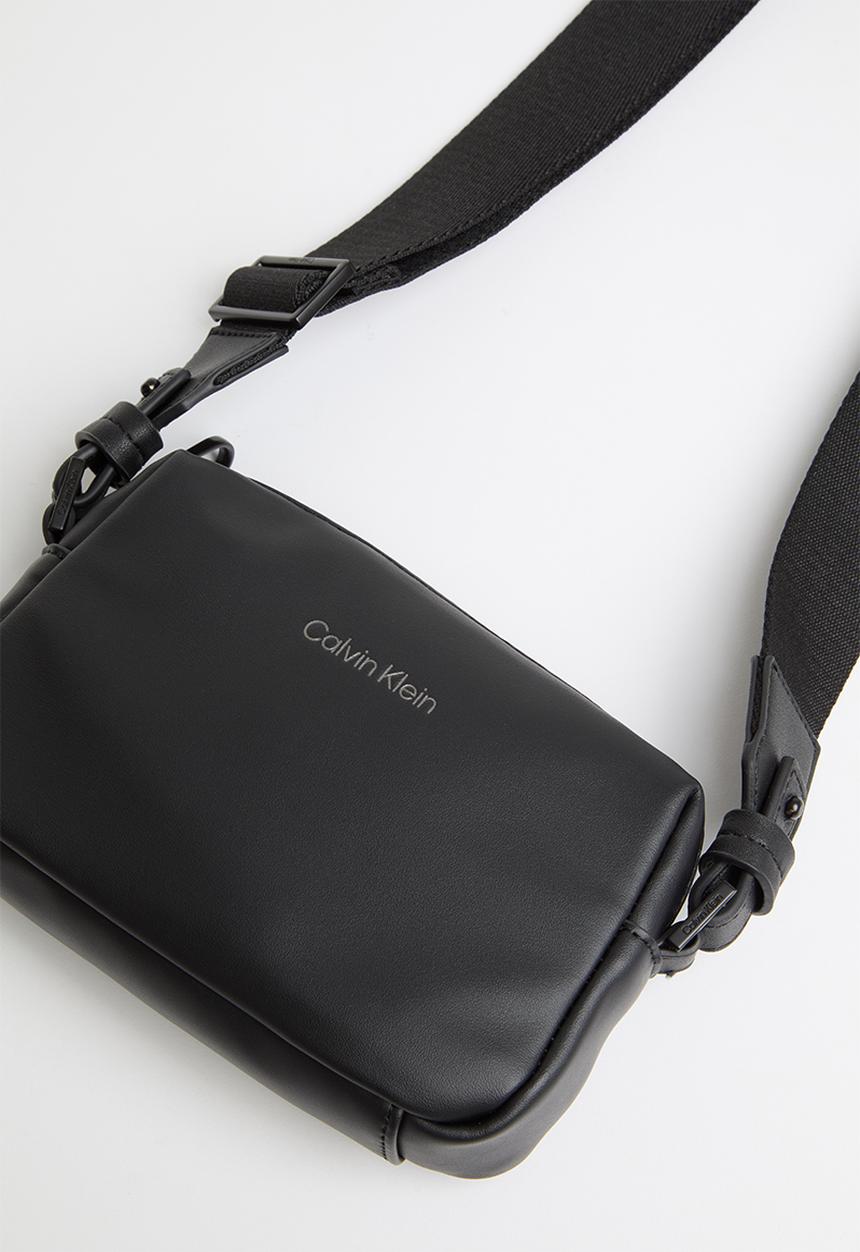 Calvin Klein - Ck must camera bag s smo - ck black 