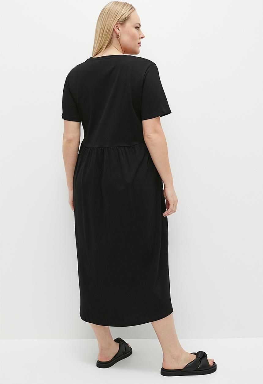 Me&B - Plus diagonal tee dress - black