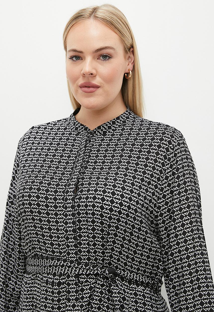 POLO - Plus lily monogram long sleeve belted dress - black