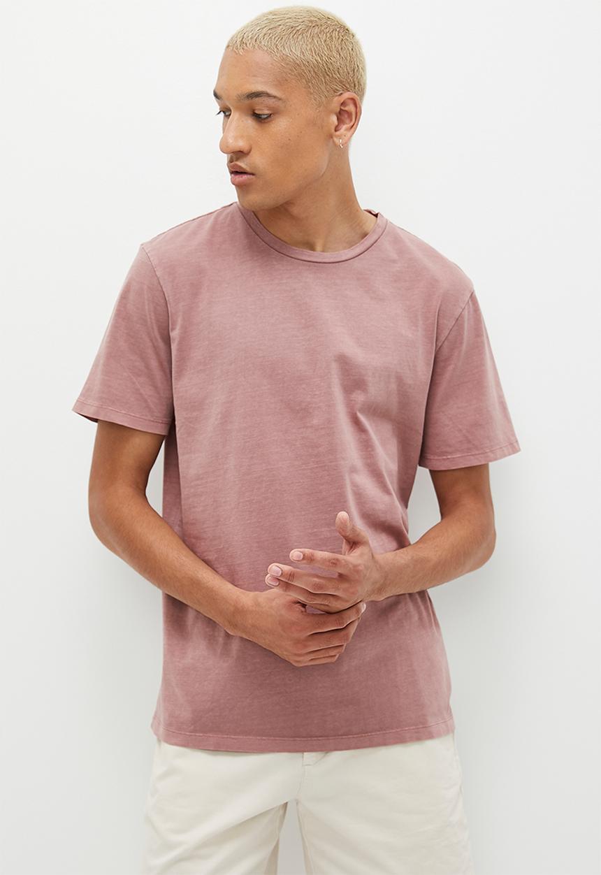 Cotton On - Organic regular fit crew t-shirt - dirty burg 