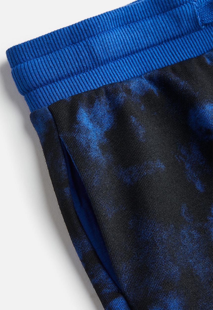 H&M - Sweatshorts - bright blue tie-dye