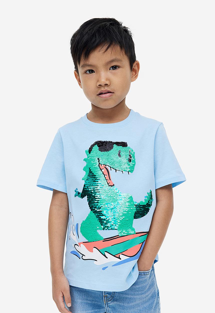 H&M - Reversible-sequin t-shirt - light blue surfing dino