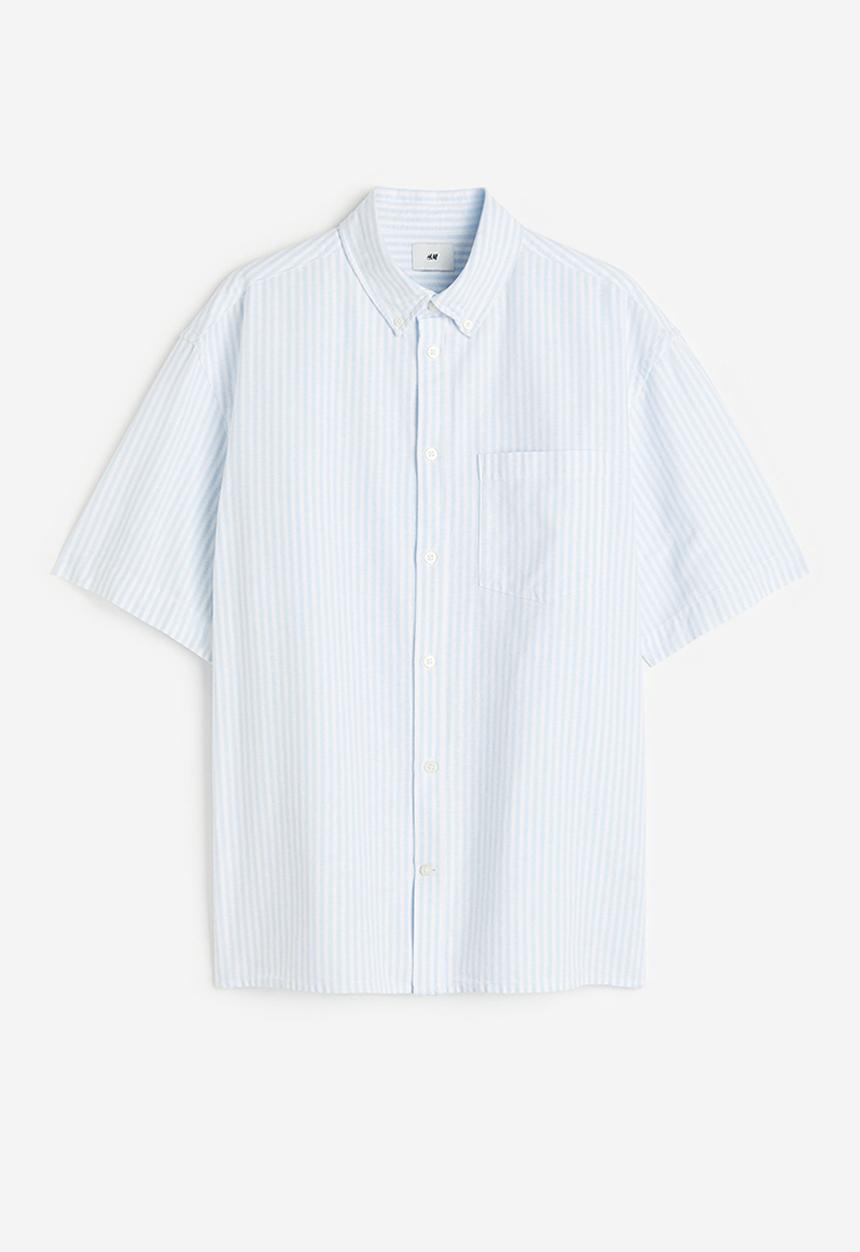 H&M - Relaxed fit short-sleeved oxford shirt - light blue white striped