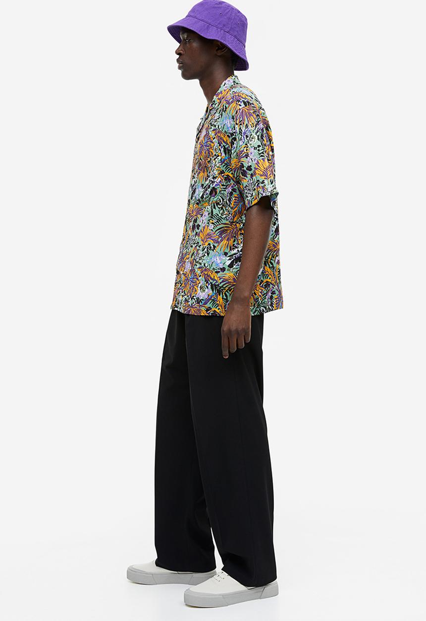 H&M - Relaxed fit patterned resort shirt - green patterned