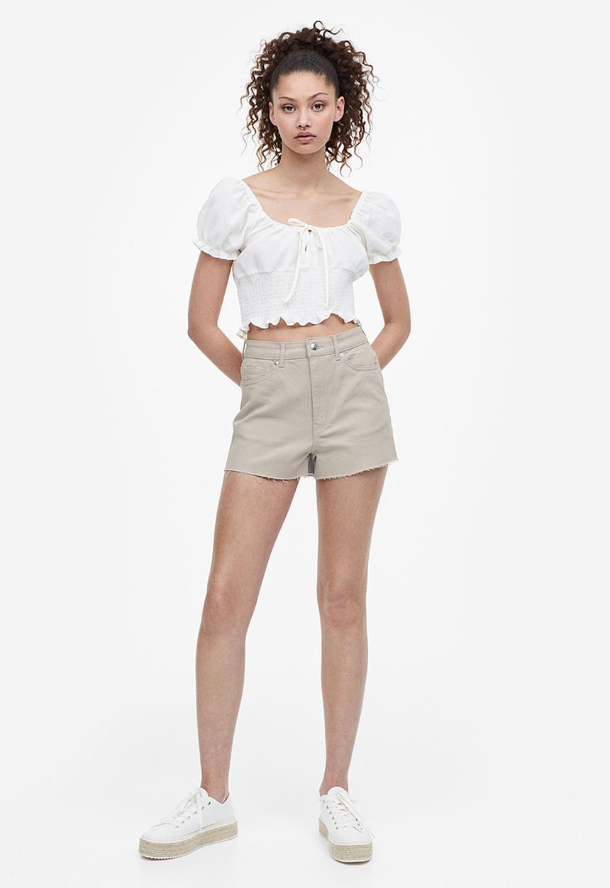 H&M - High-waisted twill shorts - greige 