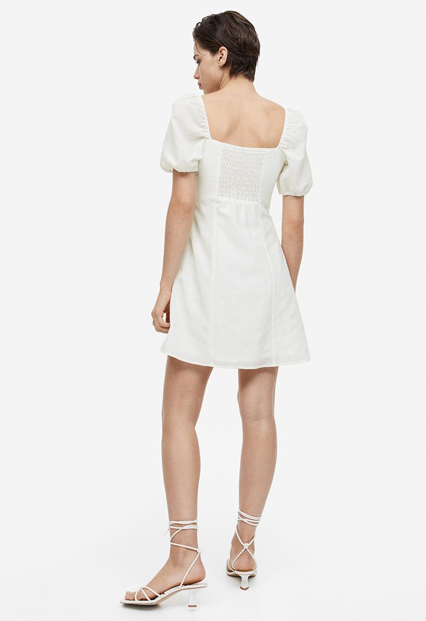 H&M - Puff-sleeved crêpe dress - cream 