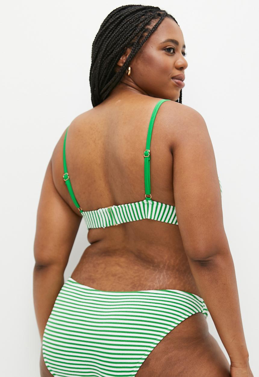 Cotton On - Plus Fixed Triangle Bikini Top - Cactus Green Stripe Crinkle