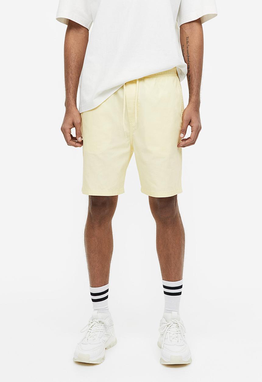 H&M - Regular fit cotton shorts - yellow