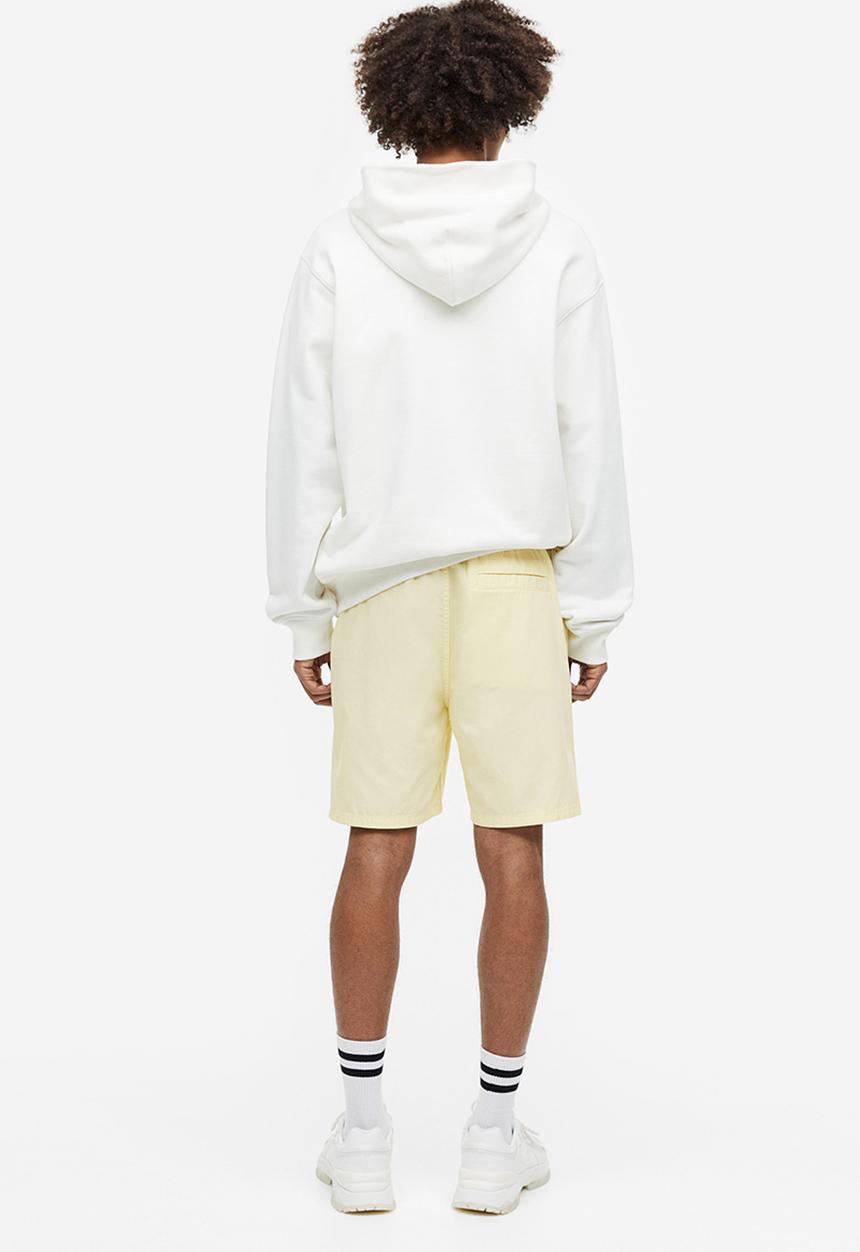 H&M - Regular fit cotton shorts - yellow