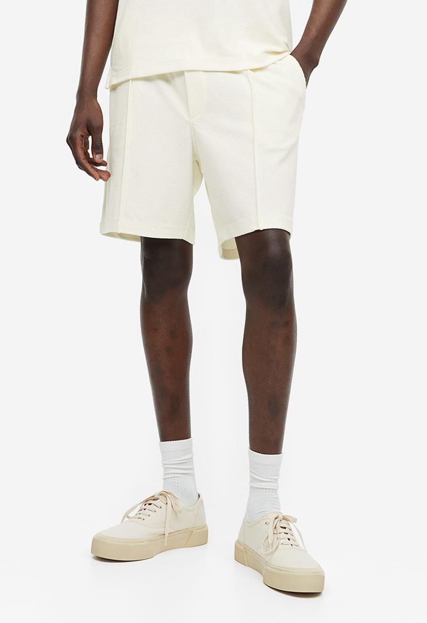 H&M - Regular fit terry shorts - cream