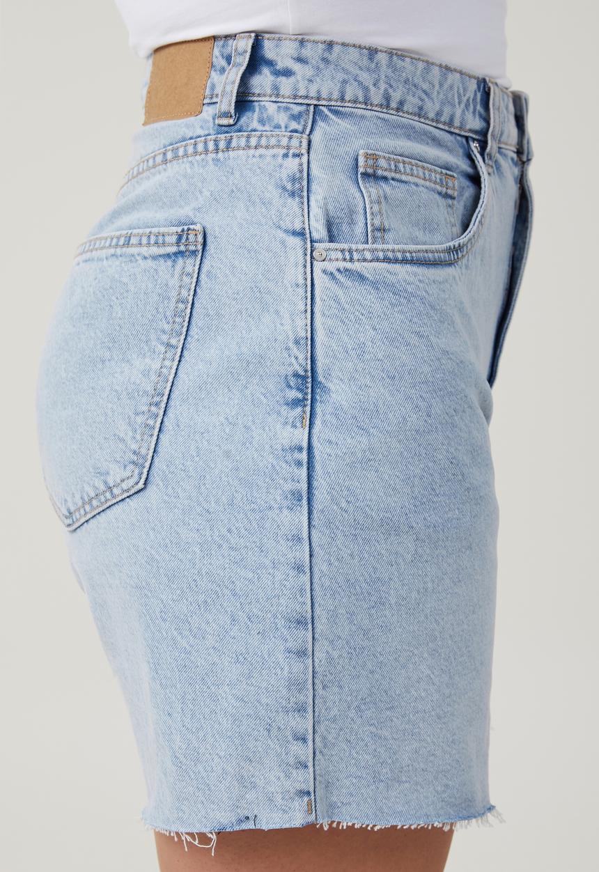Cotton On - Plus Curvy Relaxed Denim Short - Palm Blue