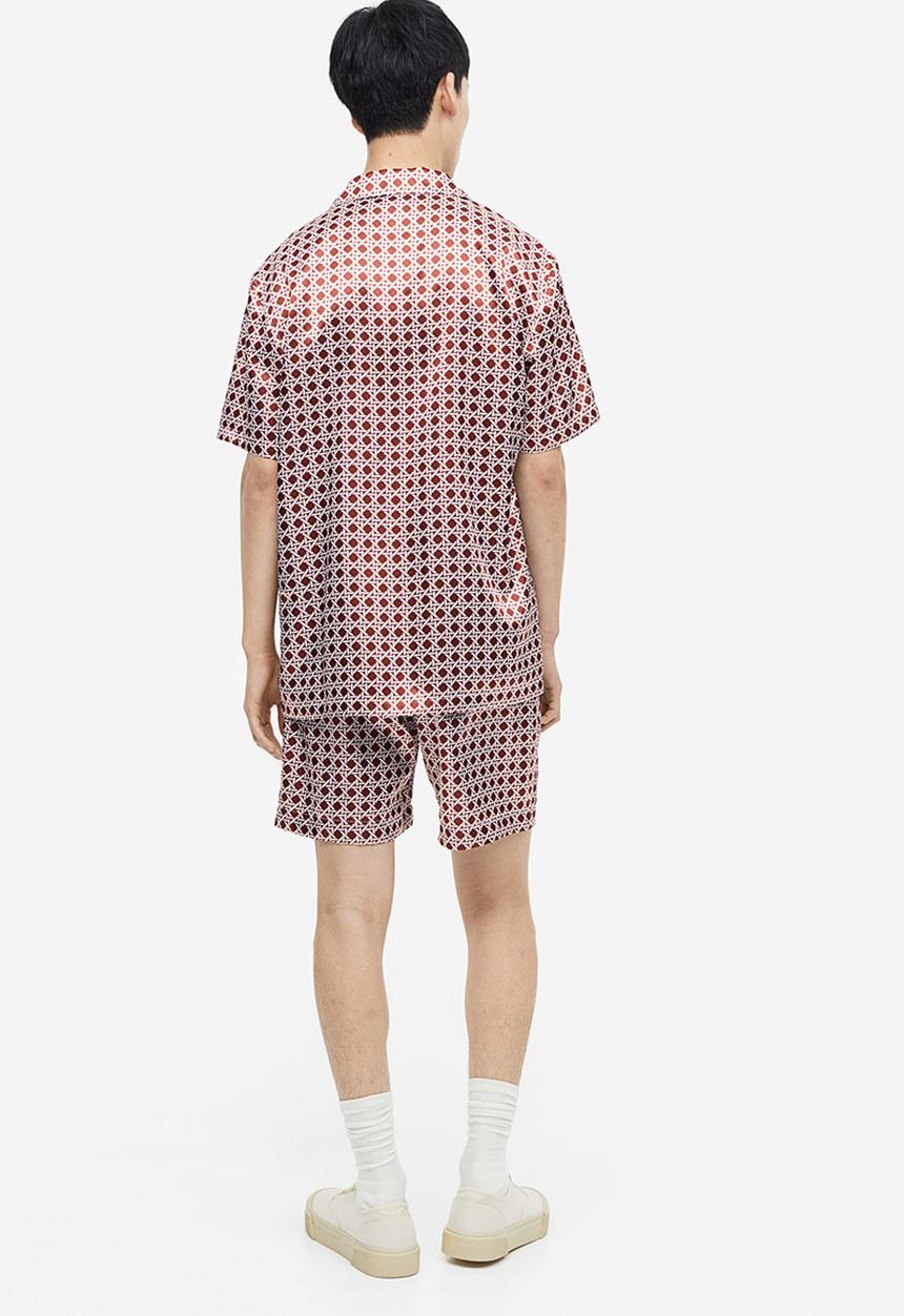 H&M - Regular fit pyjama shirt and shorts - brown patterned