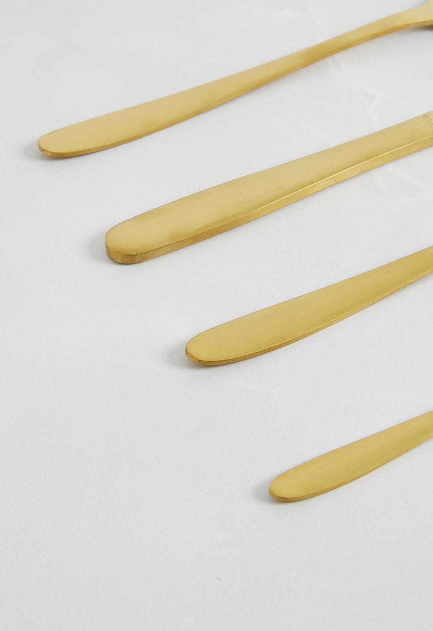 Excellent Houseware - 16 Pc Cutlery set - gold.