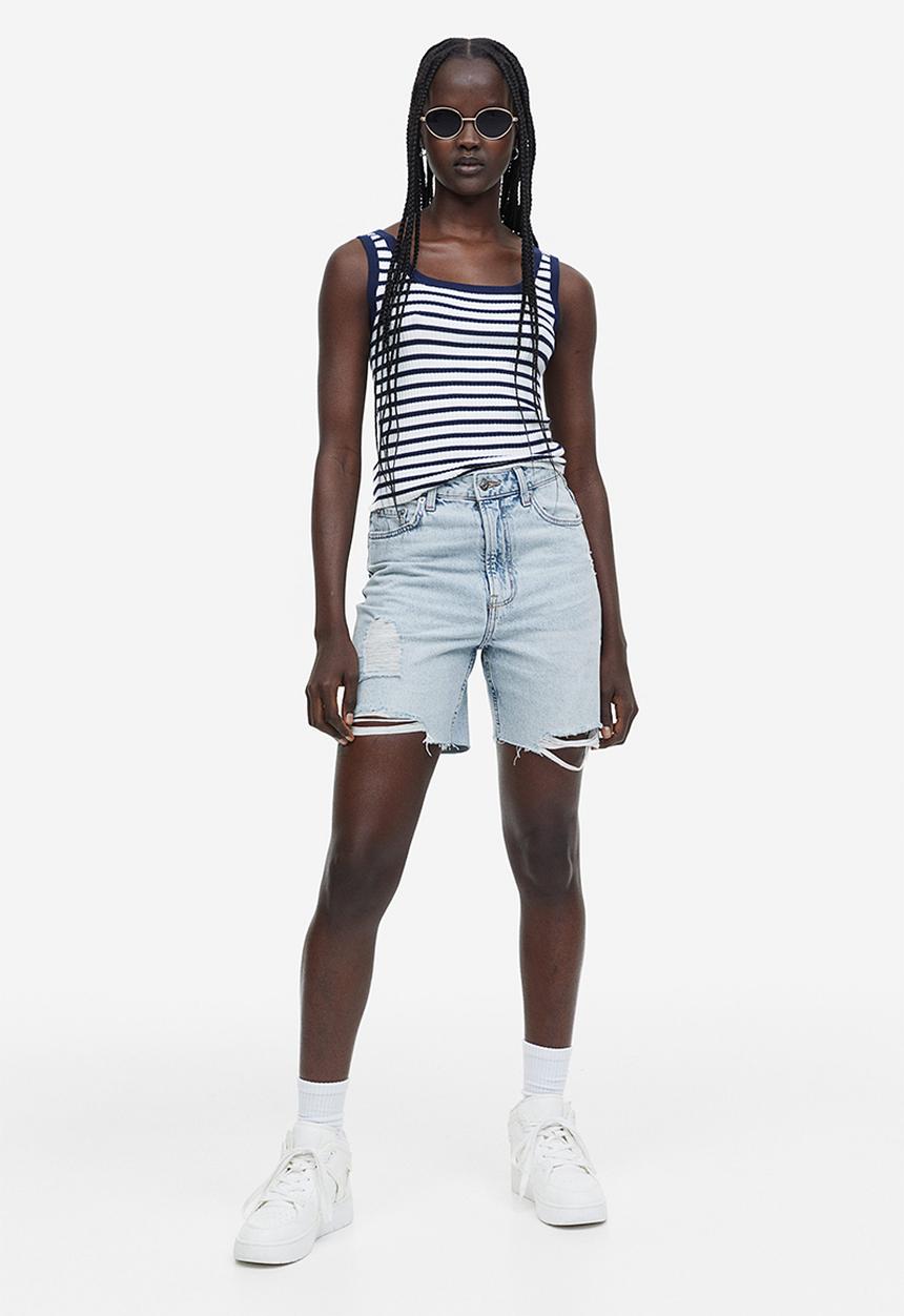 H&M - High waist bermuda shorts - light denim blue