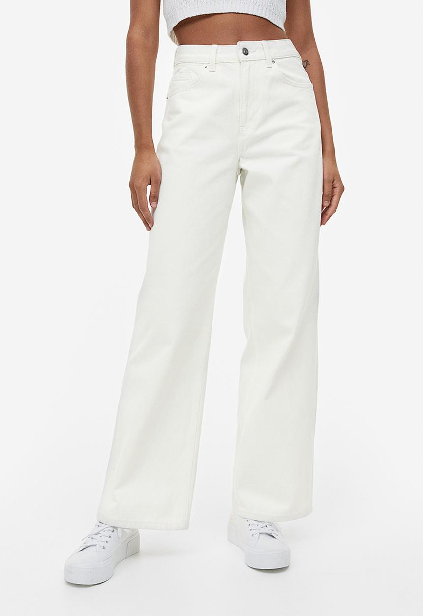 H&M - 90s baggy high jeans - white
