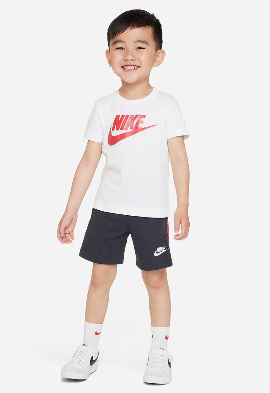 Nike - Nike sportswear club tape tee and shorts set - anthracite
