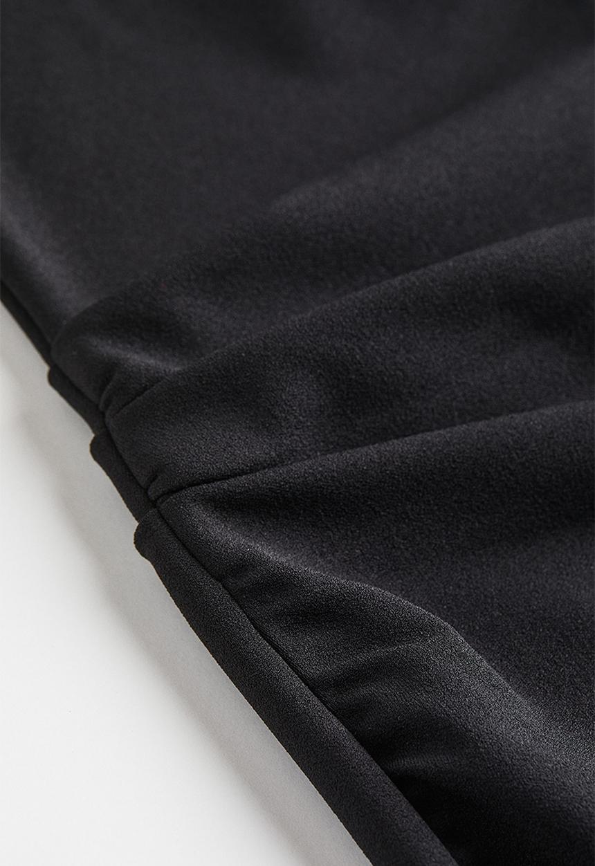 H&M - Draped shoulder-pad dress - black