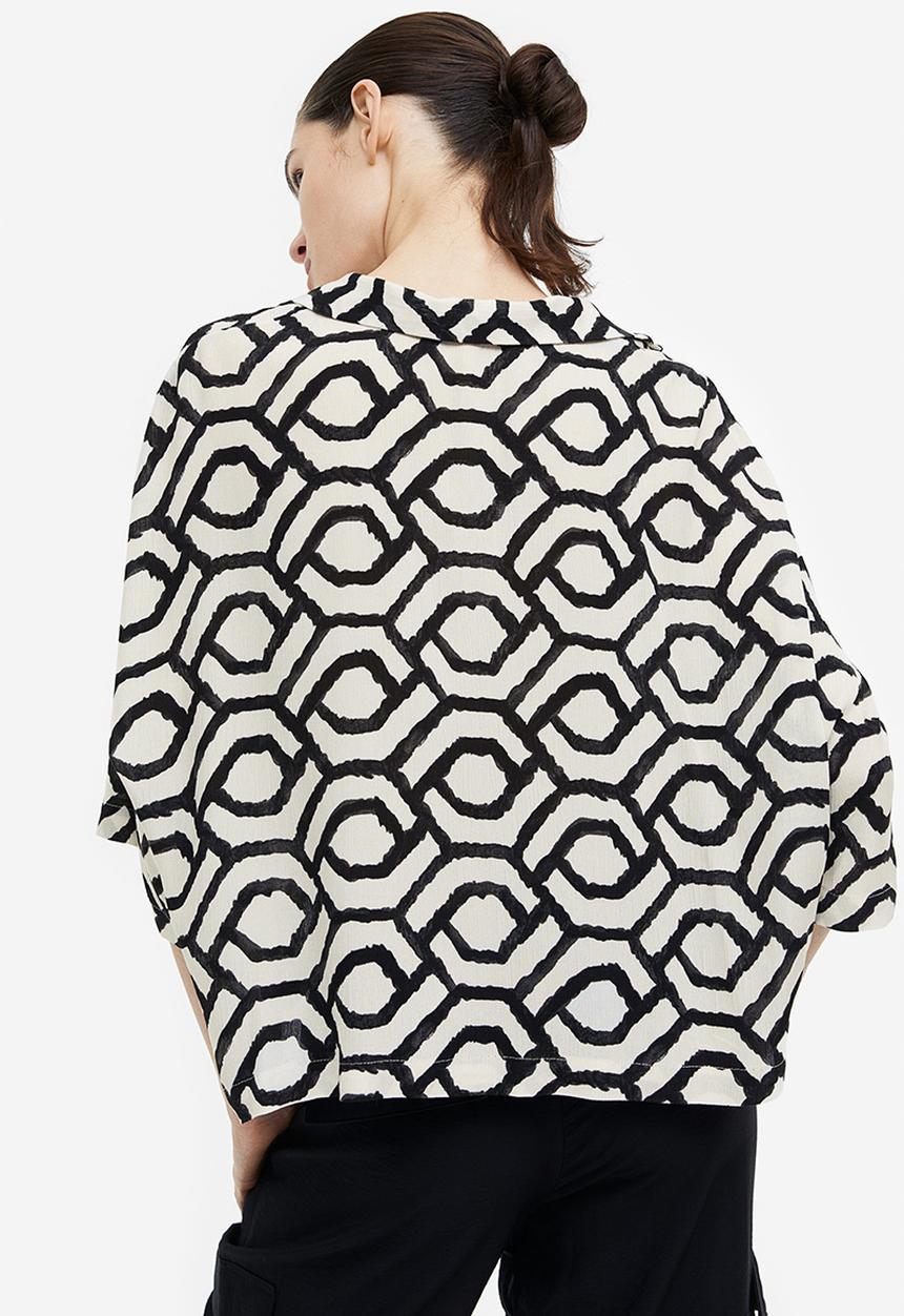 H&M - Oversized resort shirt - natural white patterned 