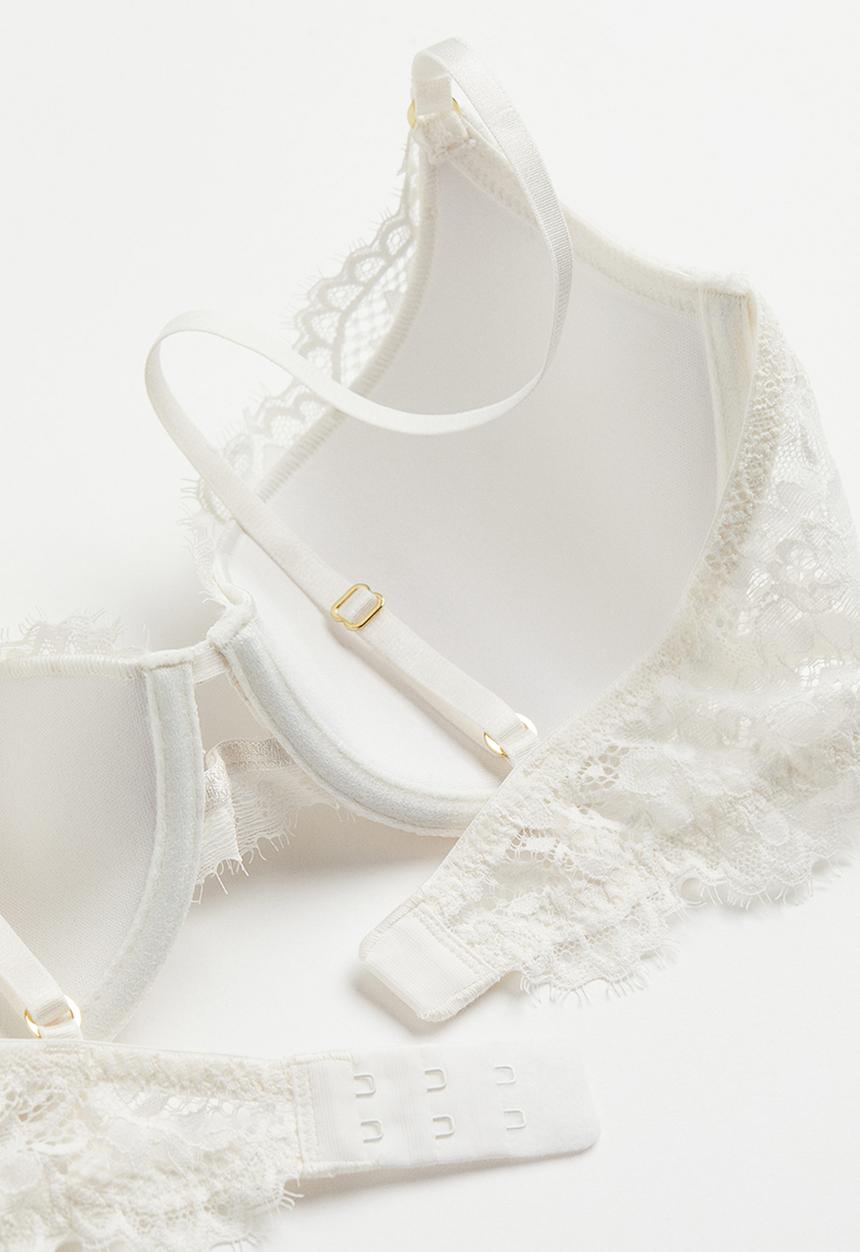 H&M - Padded underwired lace bra - white