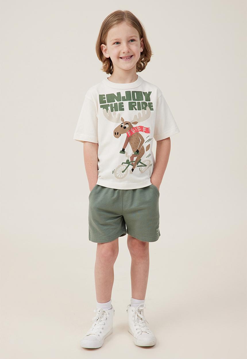 Cotton On - Jonny short sleeve print tee - dark vanilla/enjoy the ride reindeer