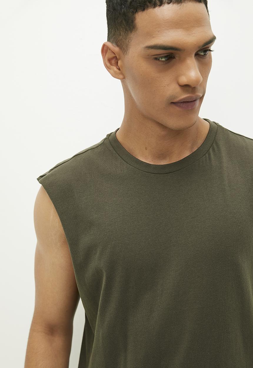 Superbalist - Raw Slv Edge Vest - Khaki