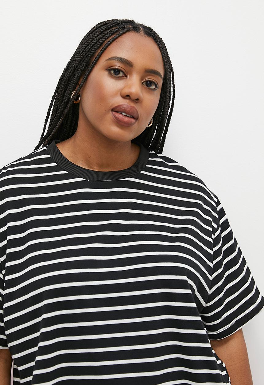 Me&B - Plus Stripe tee - black stripe