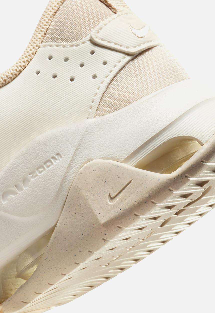 Nike - Zoom Bella 6