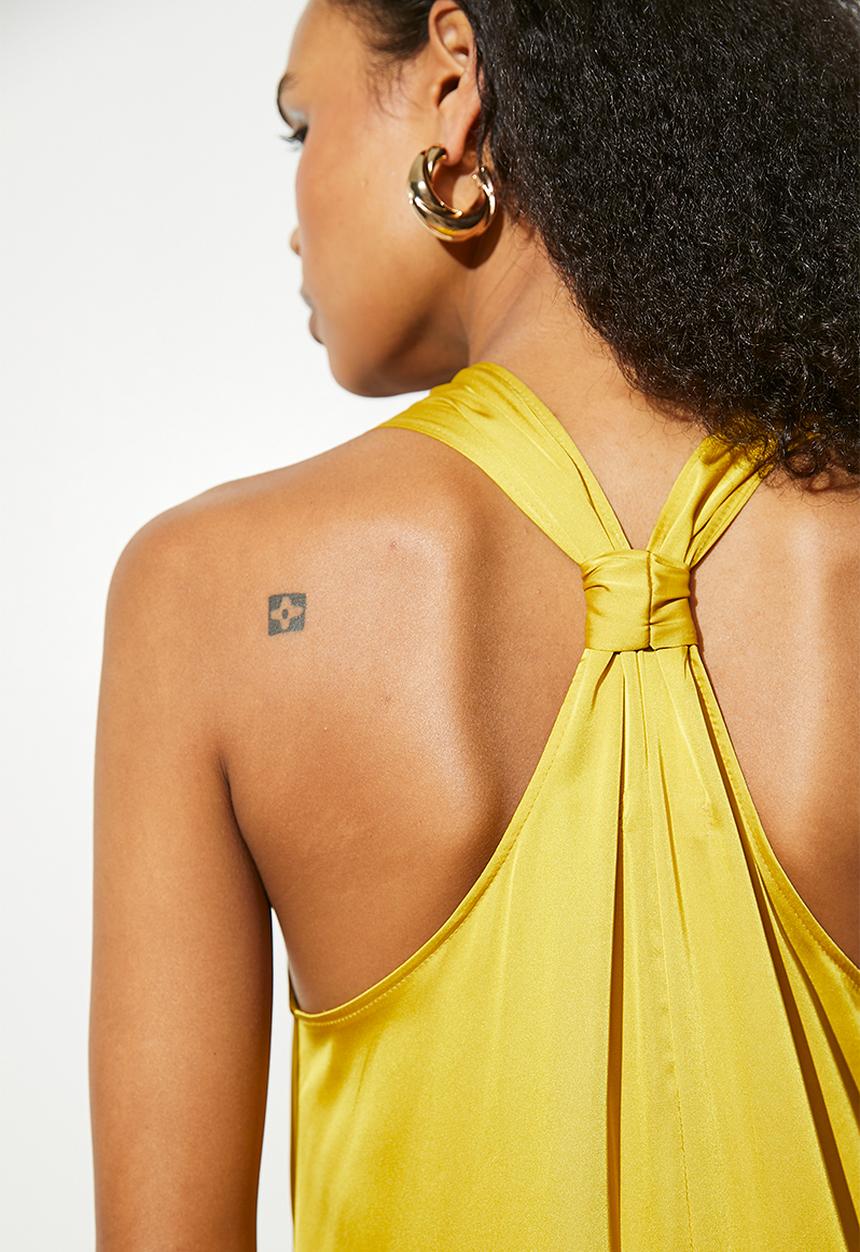 VELVET - Maxi trapeze with back tie detail - yellow